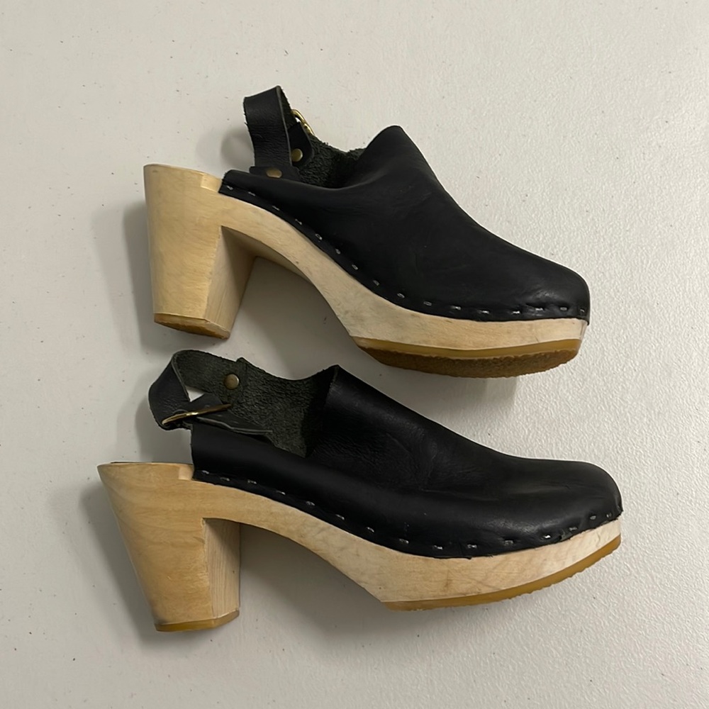 Bryr black leather high heel clog Suzie closed toe